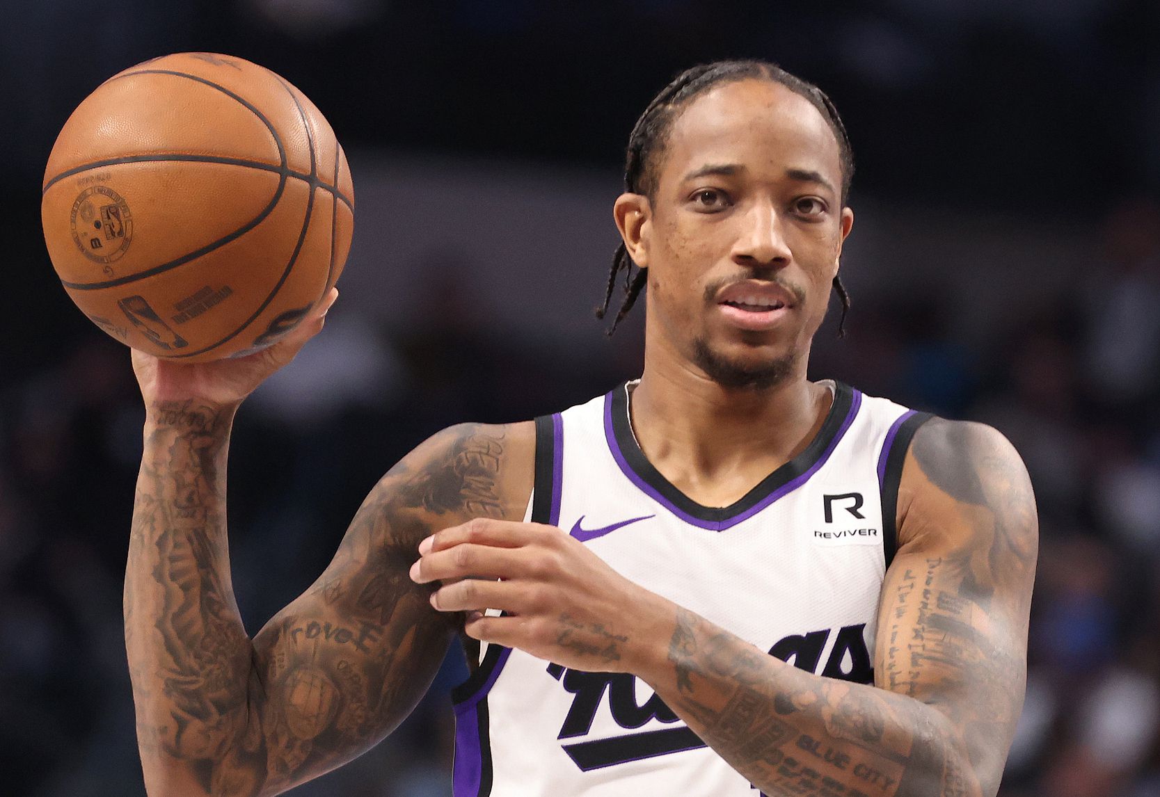 สูญหาย! เดโรซานทำคะแนนได้ 4 แต้มจากการยิง 1 จาก 6 ซึ่งเป็นฤดูกาลที่ต่ำที่สุดโดยมีบวกลบ -31