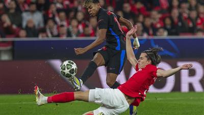 ทุกบทความ แฟนบอล เรอัล มาดริด ออกมาสนับสนุนว่าค่าตัวคือตัวซวยของ ยามาล แต่ตอนนี้พวกเขาต้องเห็นเรื่องจริง