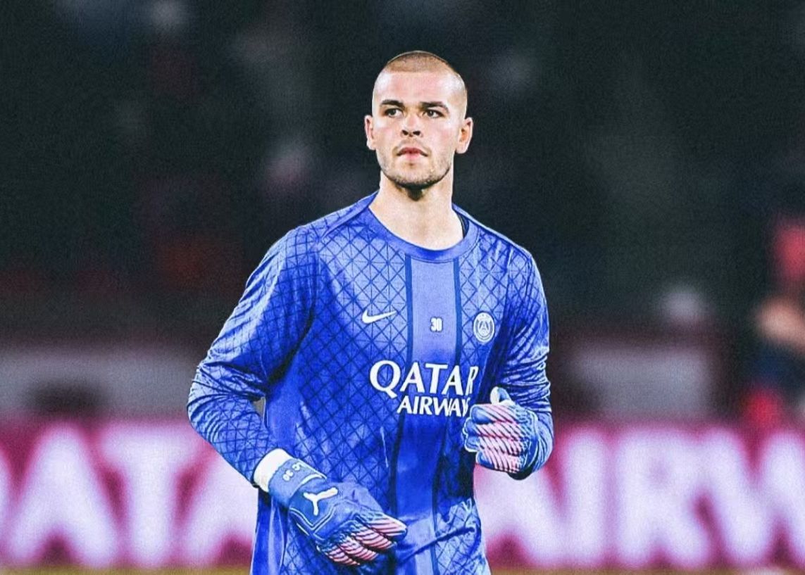 เชวาเลียร์: อชราฟคือแบ็คขวาที่ดีที่สุดในโลก และฉันกำลังค่อยๆ พัฒนาสถานะการแข่งขันของตัวเอง