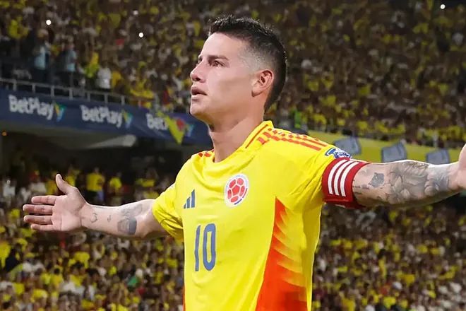 ฮิกิต้า: สถานะของโรนัลโด้ในโคลอมเบียเทียบได้กับเมสซี่และมาราโดน่า