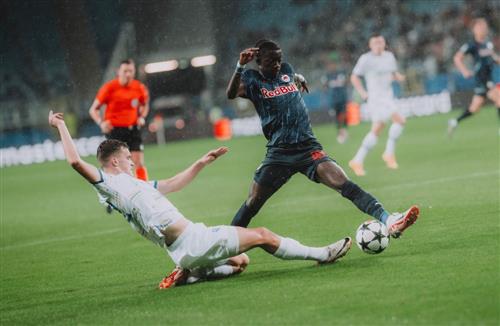 ดินาโม เคียฟ vs เร้ดบูลล์ ซัลซ์บวร์ก