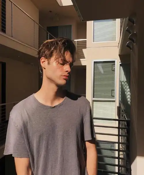 6686体育中级作者予之欢颜